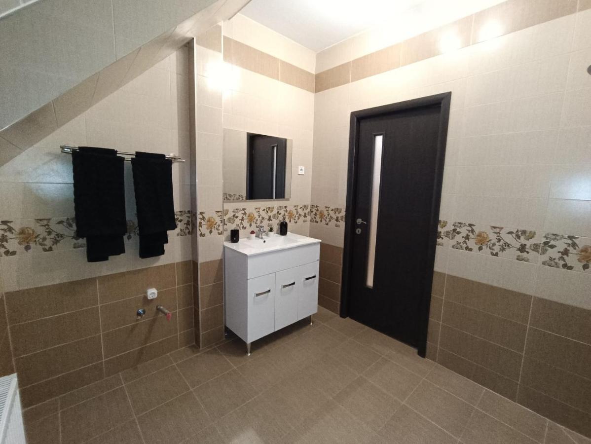 Moonlight Apartments 锡比乌 外观 照片