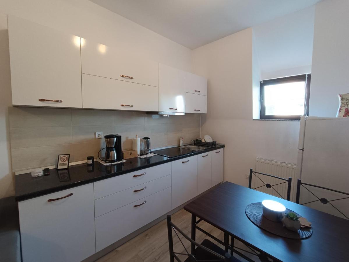 Moonlight Apartments 锡比乌 外观 照片